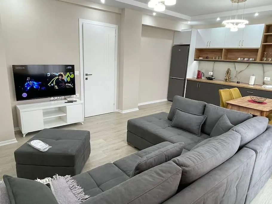 Melody Apartment In Korce